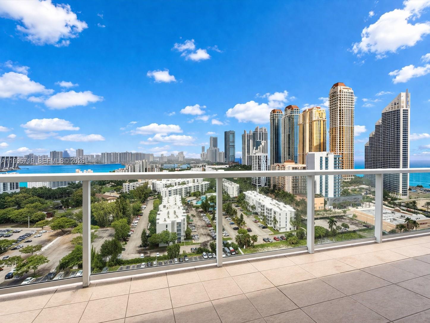 See details 2404 2 / 2 1552 sq. ft. $ 2026-05-28 0 Photo
