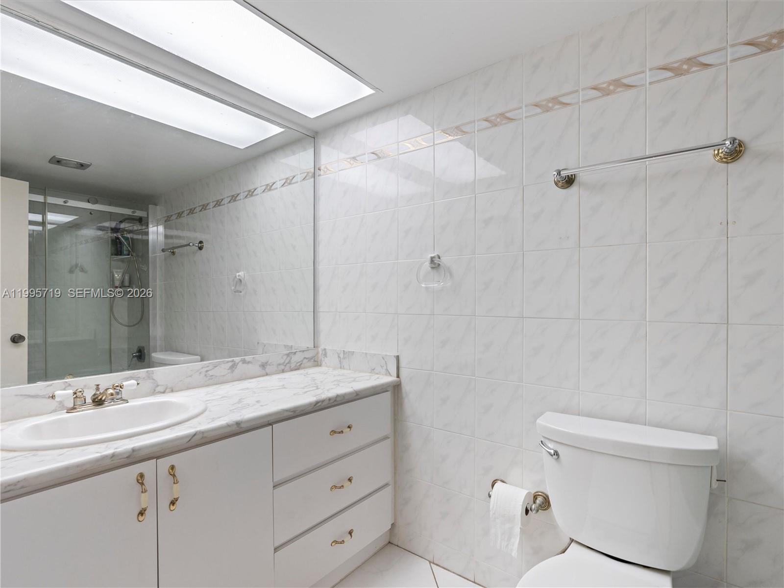 See details 2404 2 / 2 1552 sq. ft. $ 2026-05-28 0 Photo
