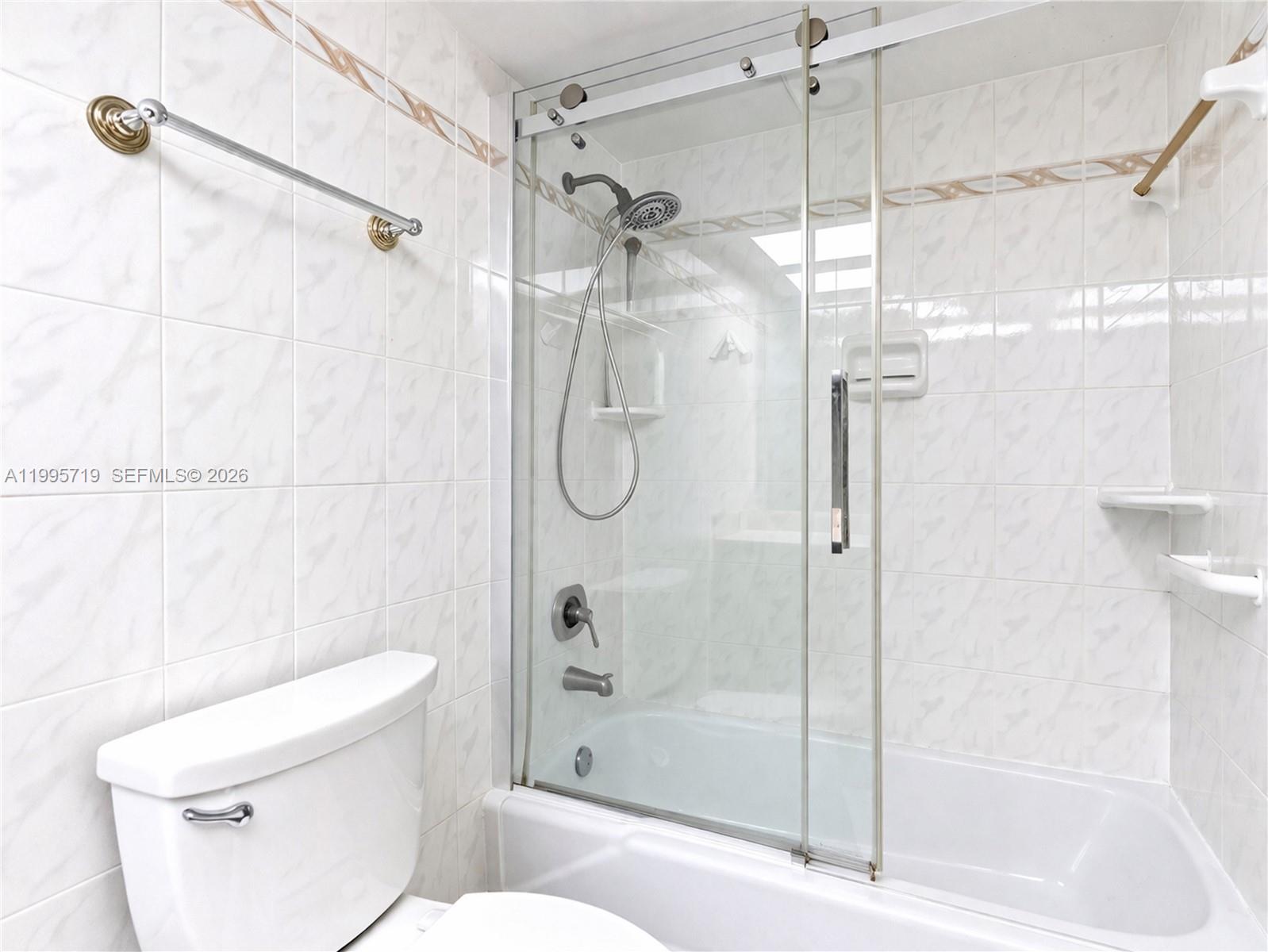 See details 2404 2 / 2 1552 sq. ft. $ 2026-05-28 0 Photo