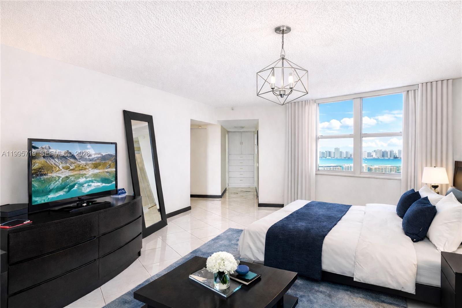 See details 2404 2 / 2 1552 sq. ft. $ 2026-05-28 0 Photo