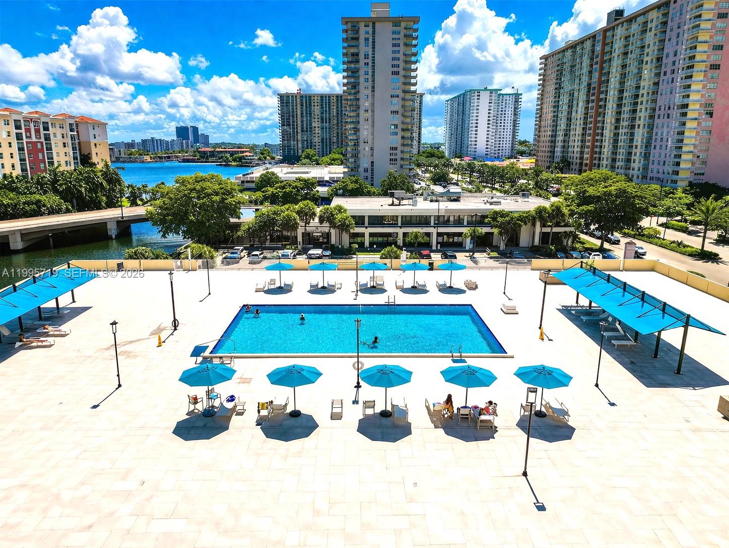 See details 2404 2 / 2 1552 sq. ft. $ 2026-05-28 0 Photo