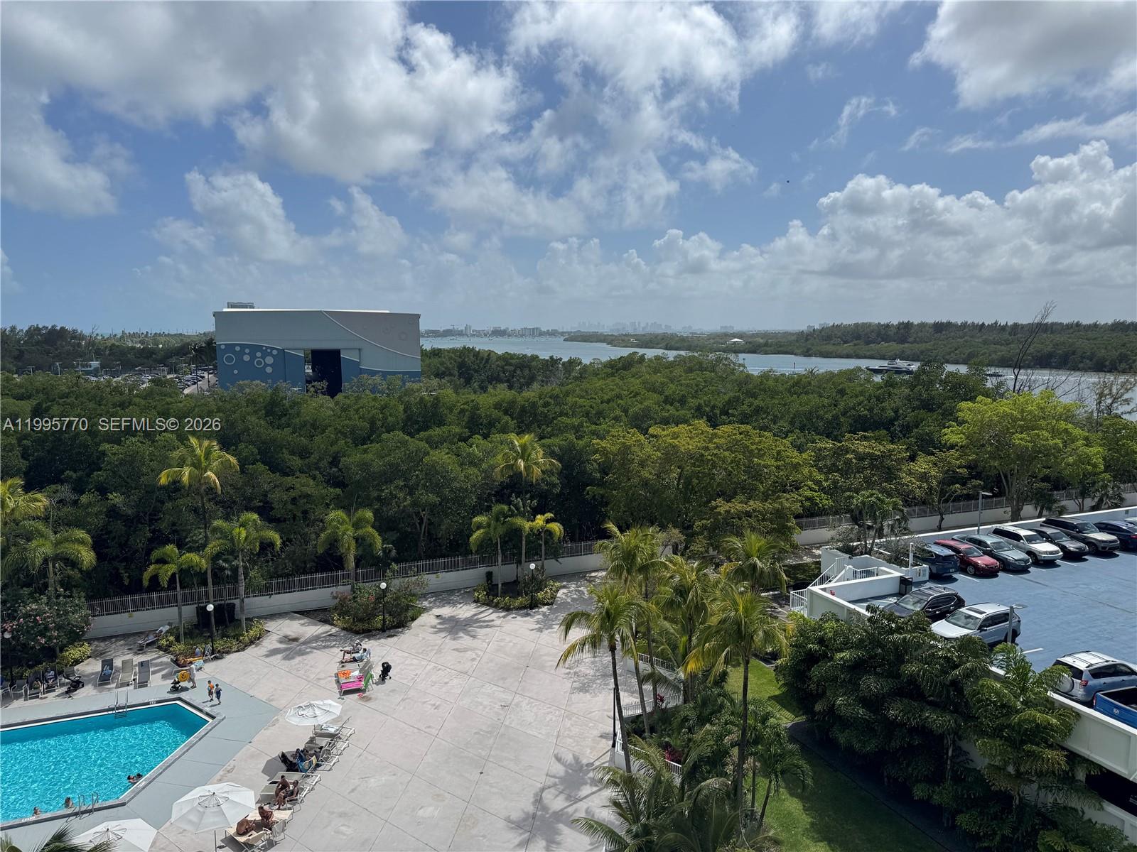 725 2 / 2 1357 sq. ft. $ 2026-05-11 0 Photo