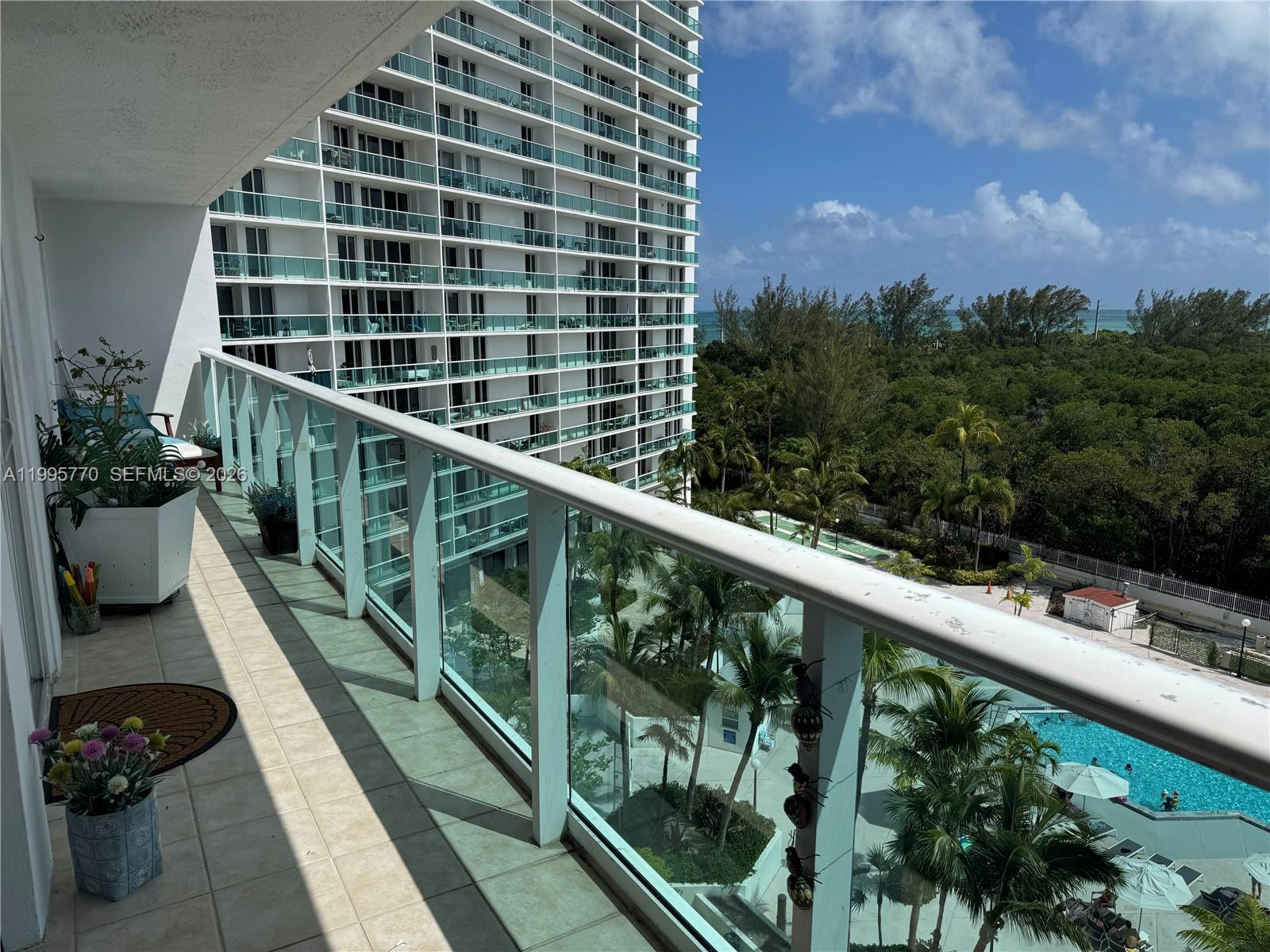 725 2 / 2 1357 sq. ft. $ 2026-05-11 0 Photo