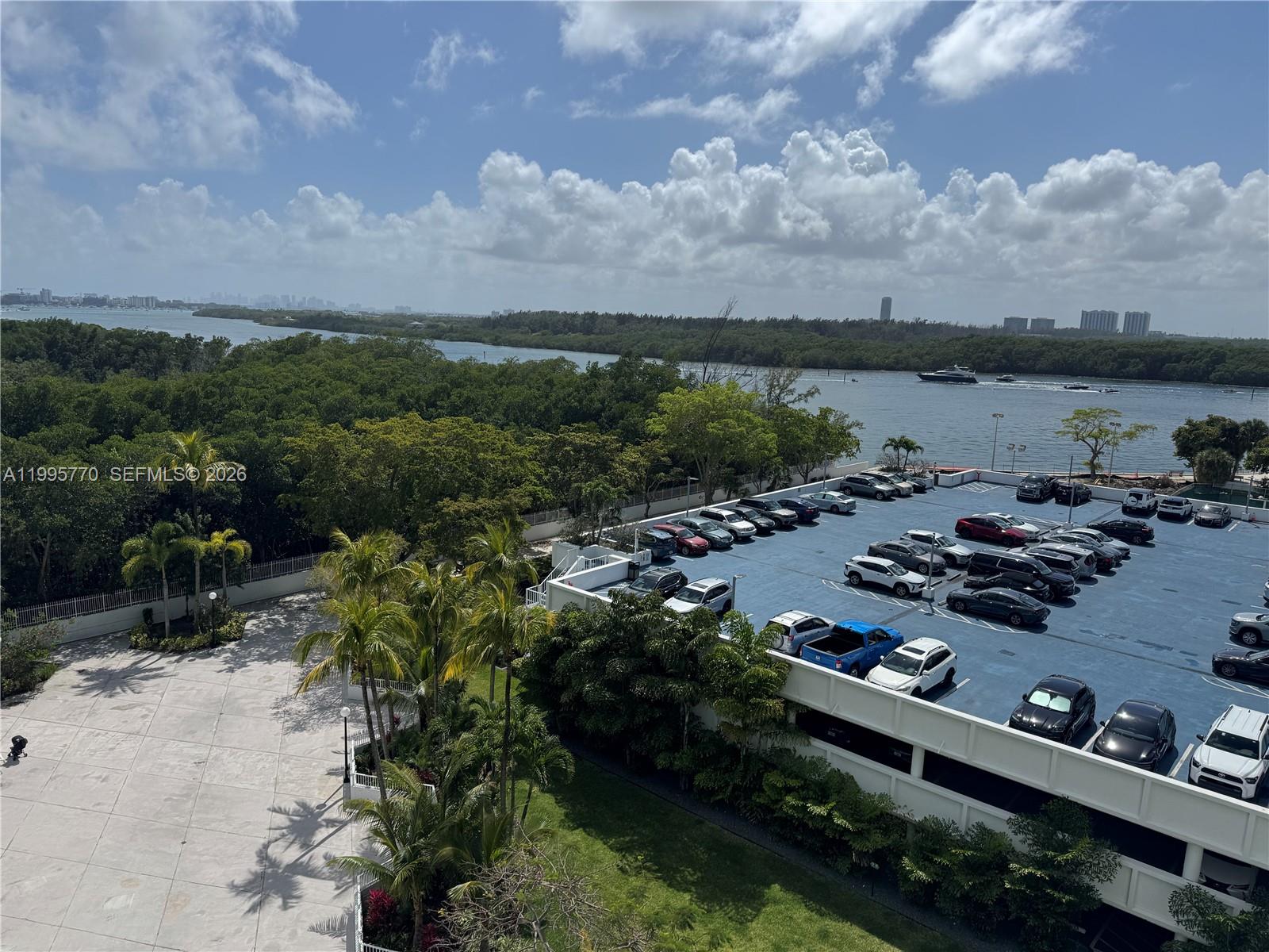 725 2 / 2 1357 sq. ft. $ 2026-05-11 0 Photo