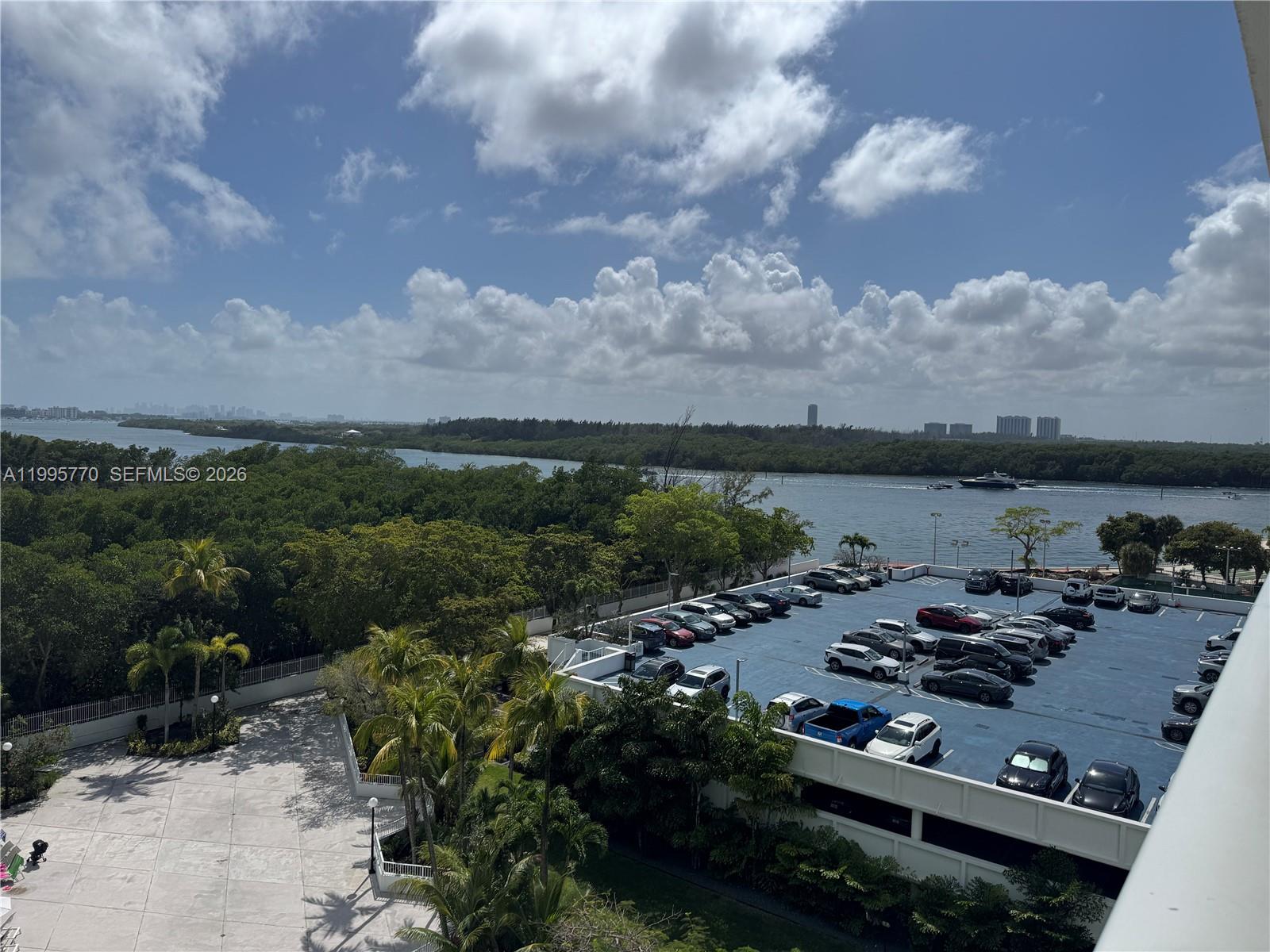 725 2 / 2 1357 sq. ft. $ 2026-05-11 0 Photo