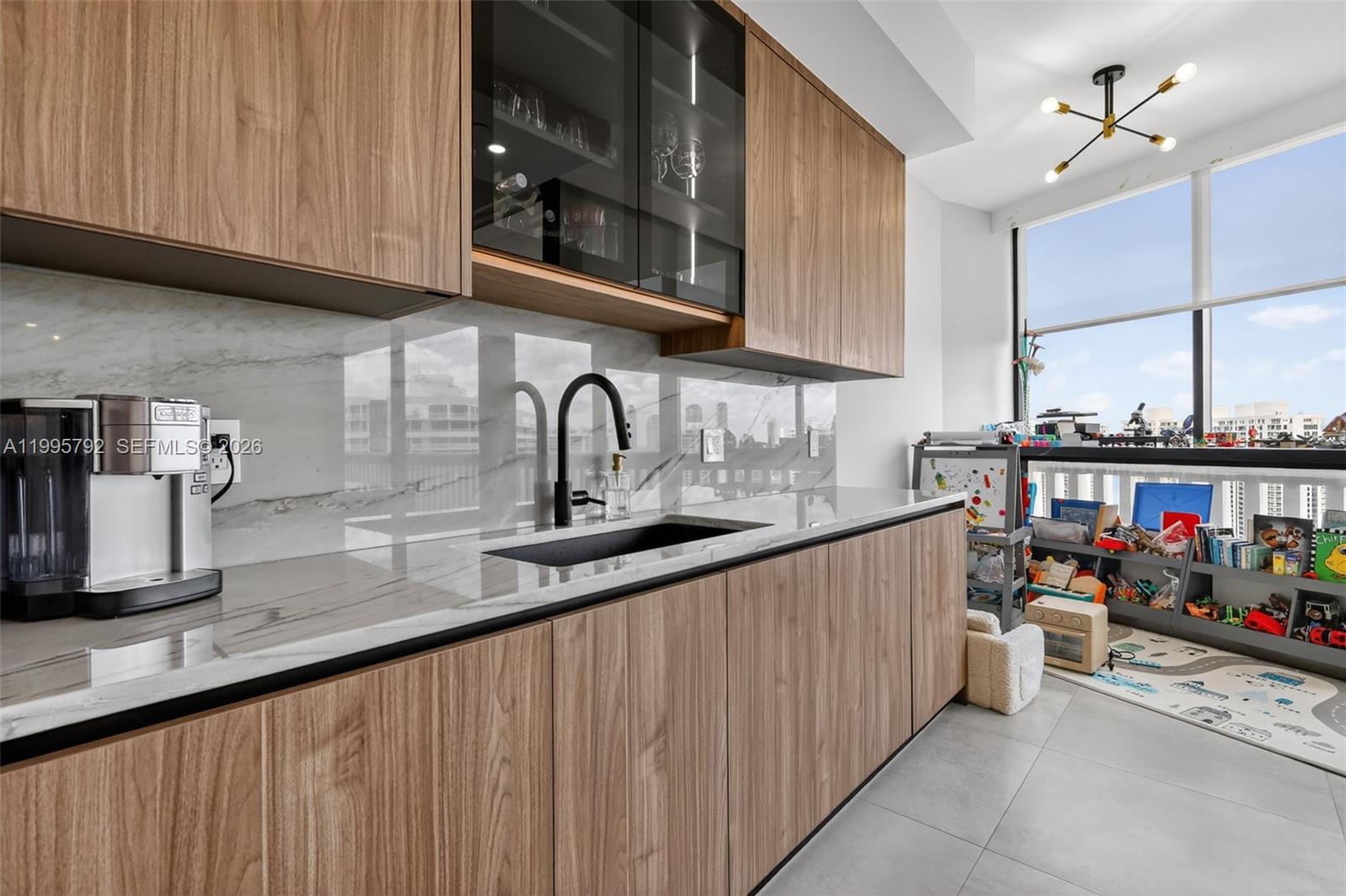 See details 3107 3 / 3 1690 sq. ft. $ 2026-04-06 0 Photo