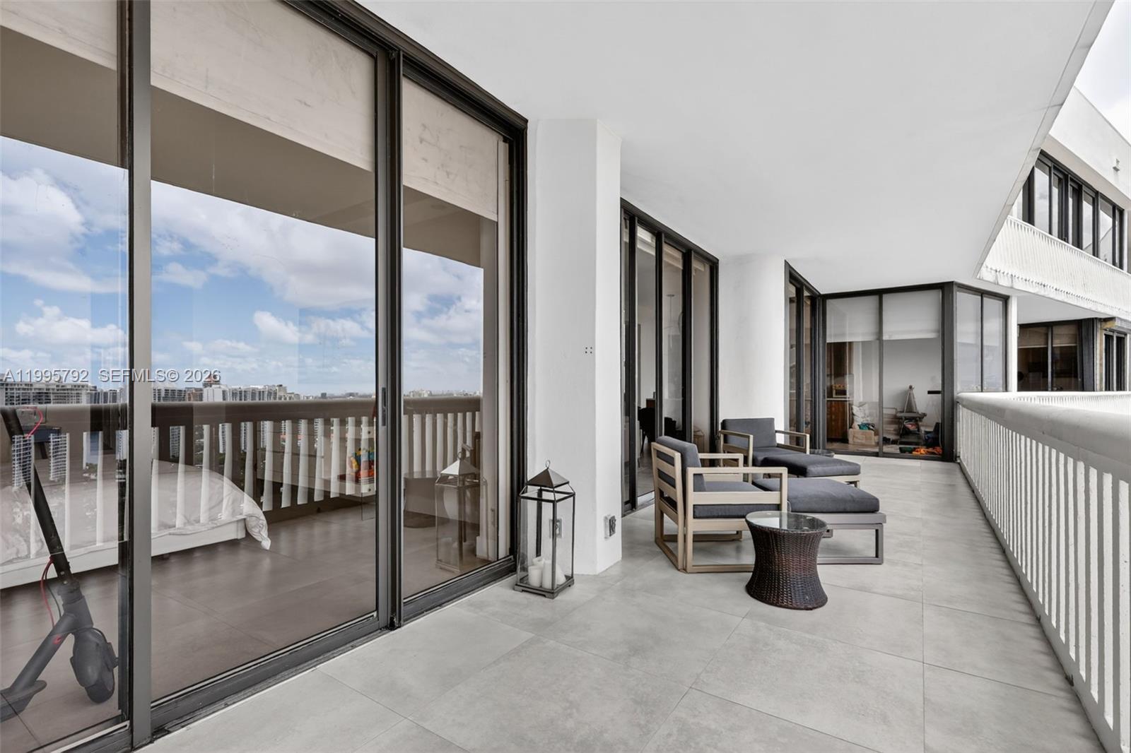 See details 3107 3 / 3 1690 sq. ft. $ 2026-04-06 0 Photo