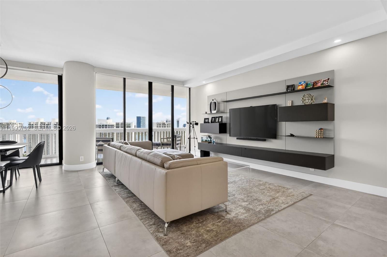 See details 3107 3 / 3 1690 sq. ft. $ 2026-04-06 0 Photo