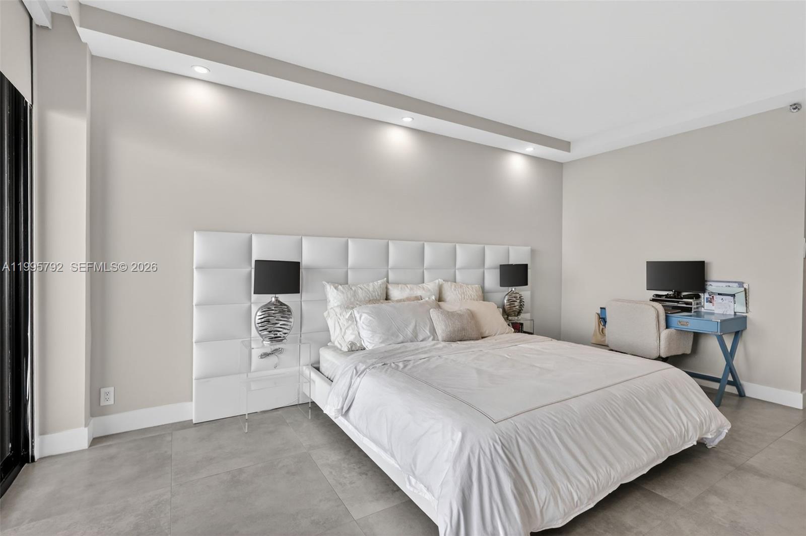See details 3107 3 / 3 1690 sq. ft. $ 2026-04-06 0 Photo
