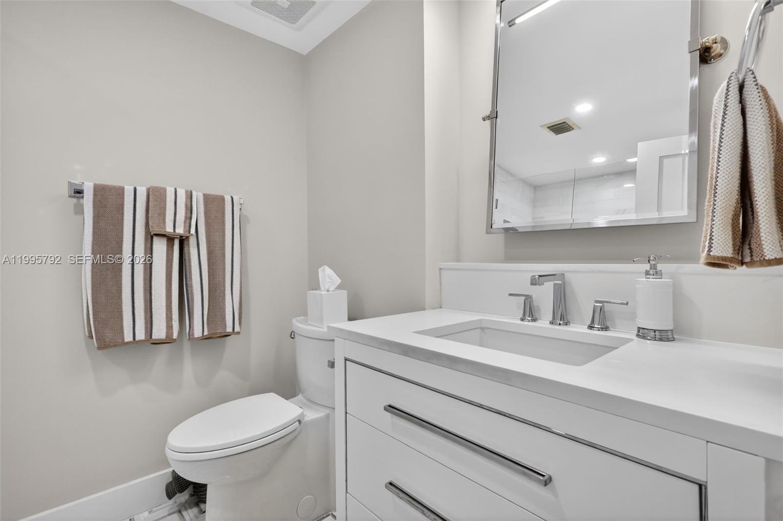 See details 3107 3 / 3 1690 sq. ft. $ 2026-04-06 0 Photo