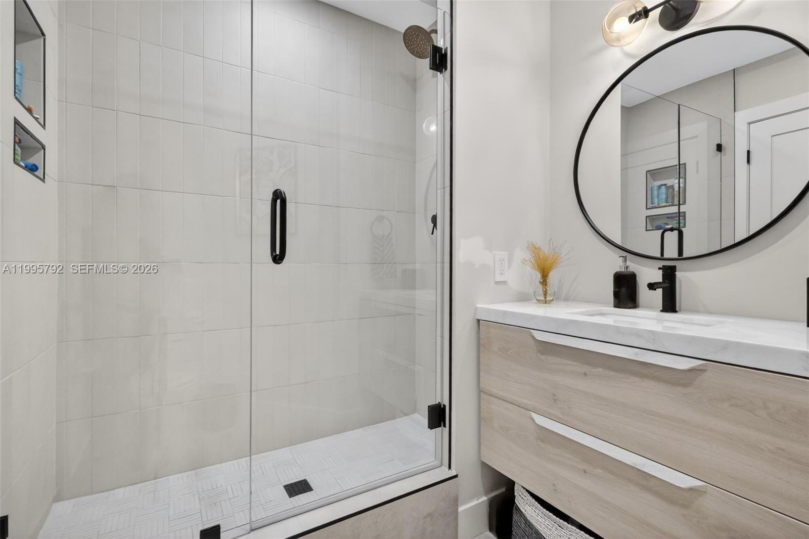 See details 3107 3 / 3 1690 sq. ft. $ 2026-04-06 0 Photo