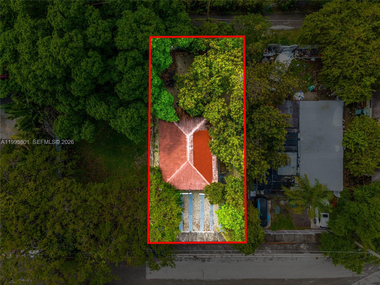   /  900 sq. ft. $ 2026-04-06 0 Photo