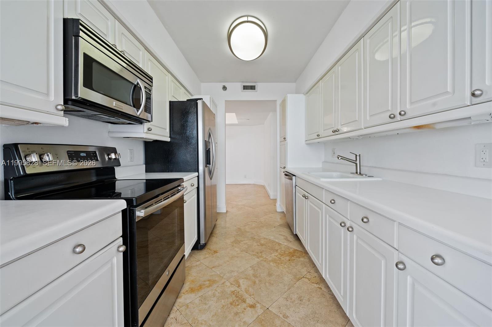 Photo of 3640 Yacht Club Drive  #1807, Aventura, Florida, 33180 - 