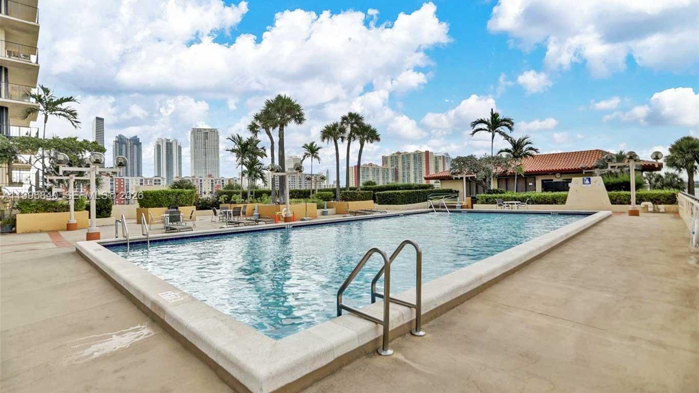 See details 2211 2 / 2 1240 sq. ft. $ 2026-04-06 0 Photo