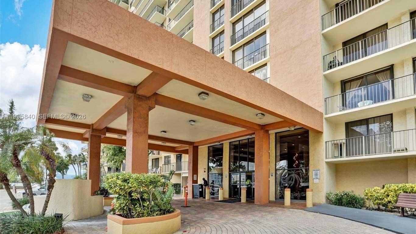 See details 2211 2 / 2 1240 sq. ft. $ 2026-04-06 0 Photo
