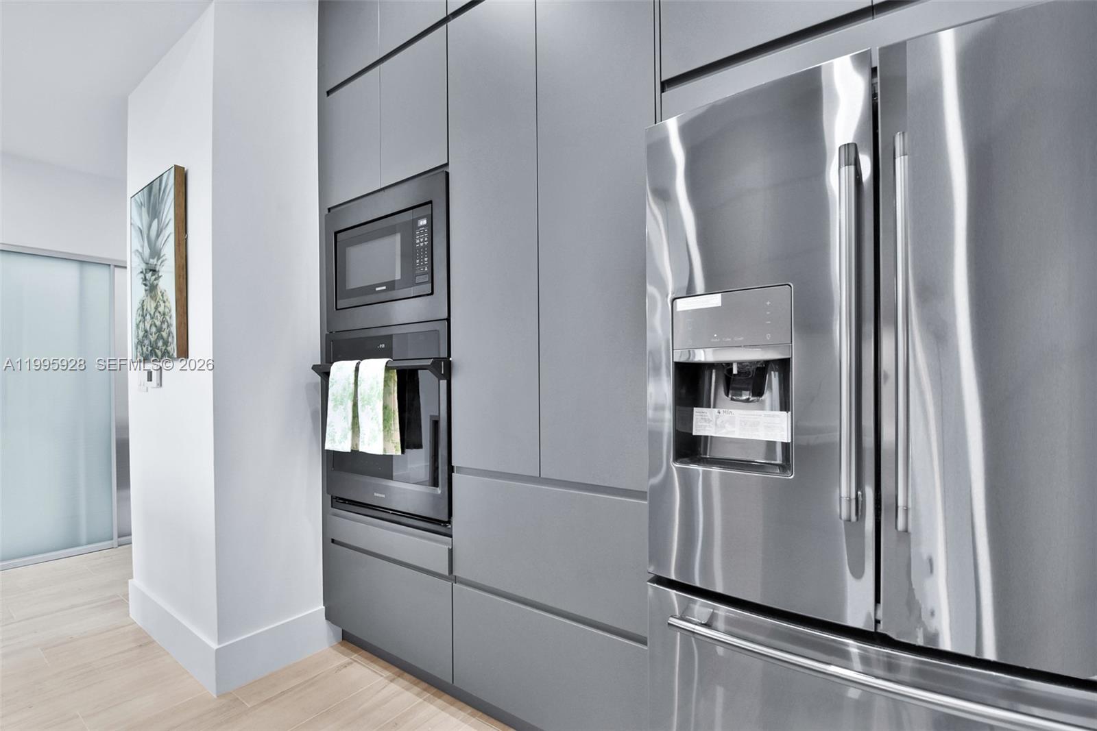 Photo of 18800 29th Ave #PH6, Aventura, Florida, 33180 - new appliances