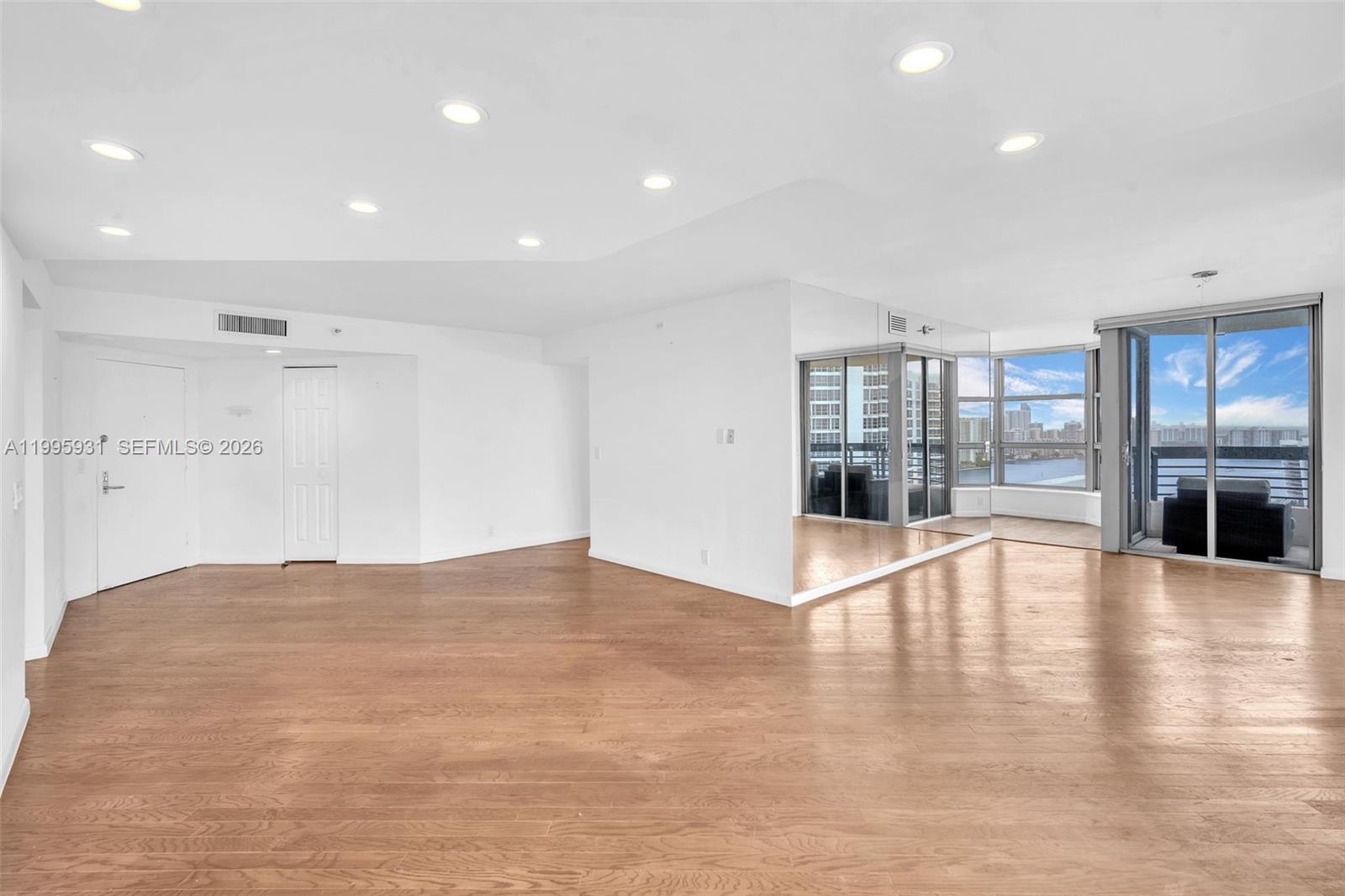 Photo of 3500 Mystic Pointe Dr #3001, Aventura, Florida, 33180 -