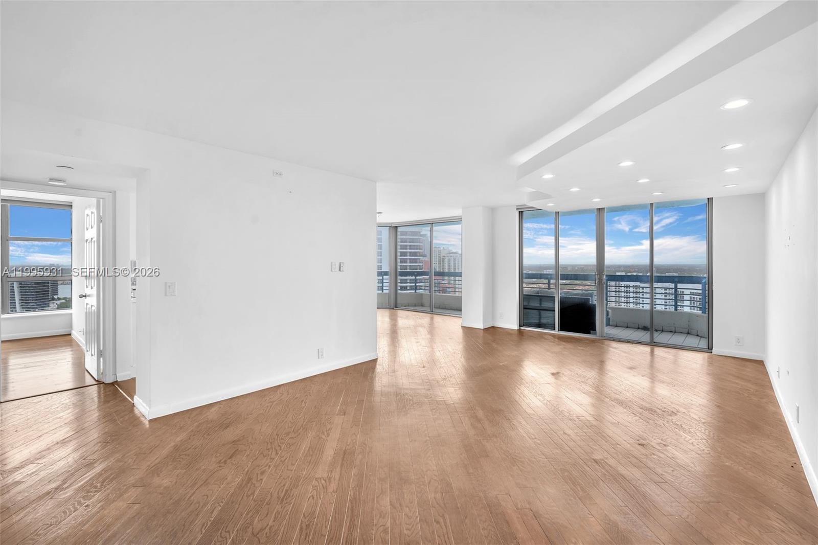 Photo of 3500 Mystic Pointe Dr #3001, Aventura, Florida, 33180 -