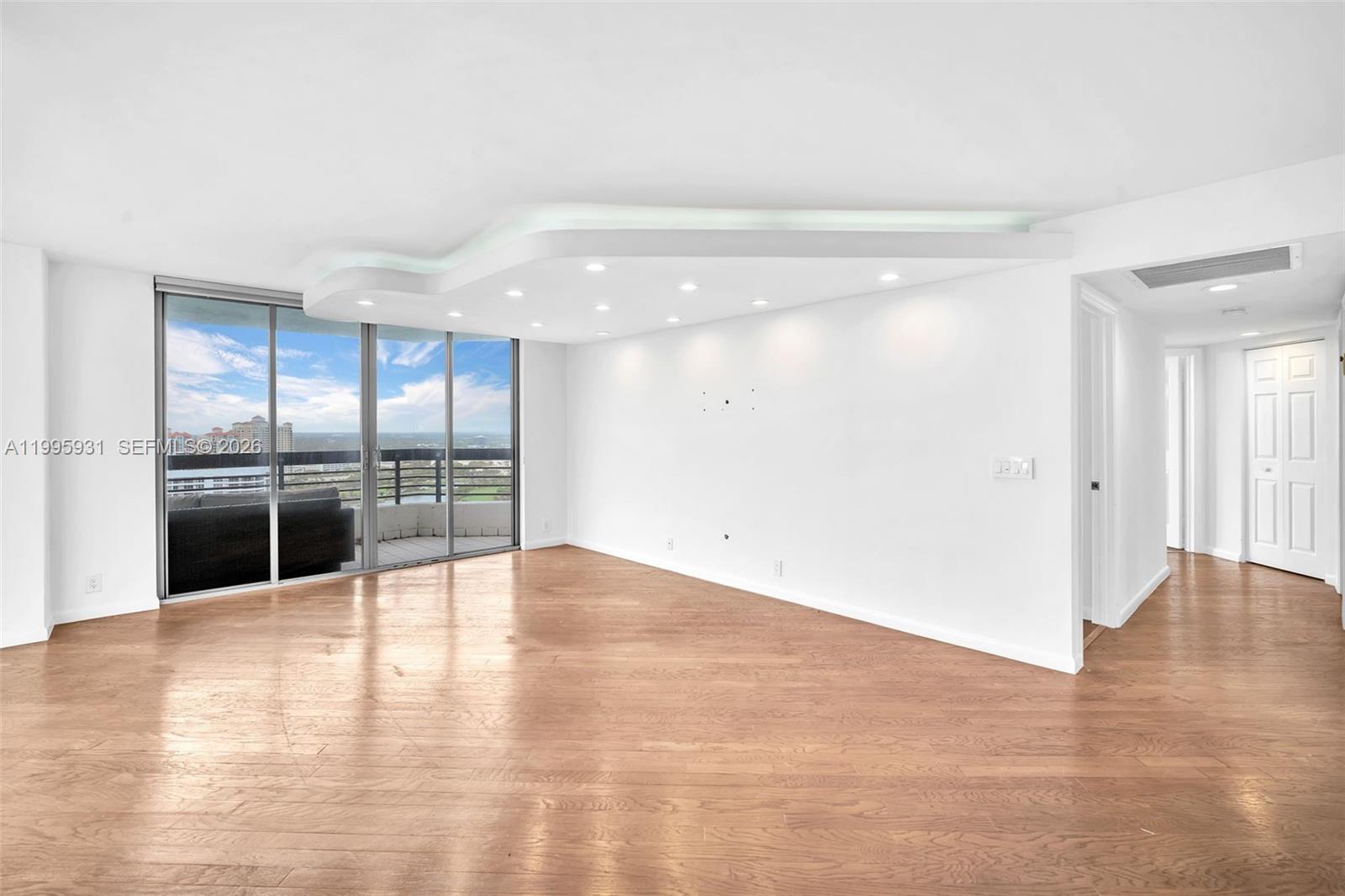 Photo of 3500 Mystic Pointe Dr #3001, Aventura, Florida, 33180 -