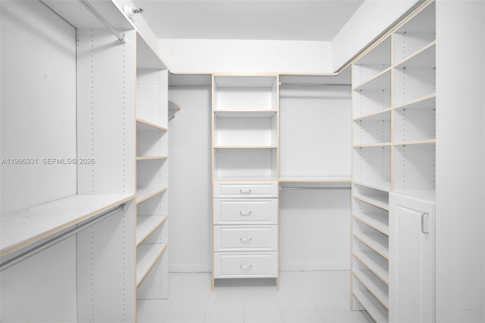 Photo of 3500 Mystic Pointe Dr #3001, Aventura, Florida, 33180 -