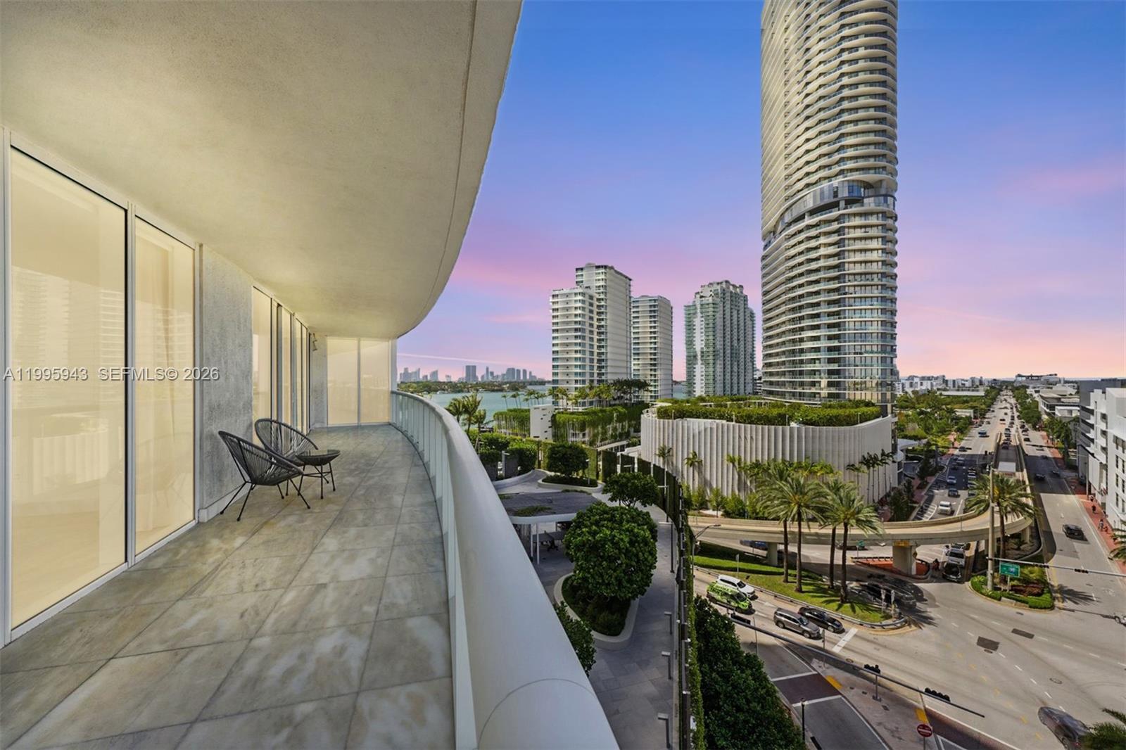 Photo of 450 Alton Rd  #910, Miami Beach, Florida, 33139 - Wraparound corner balcony