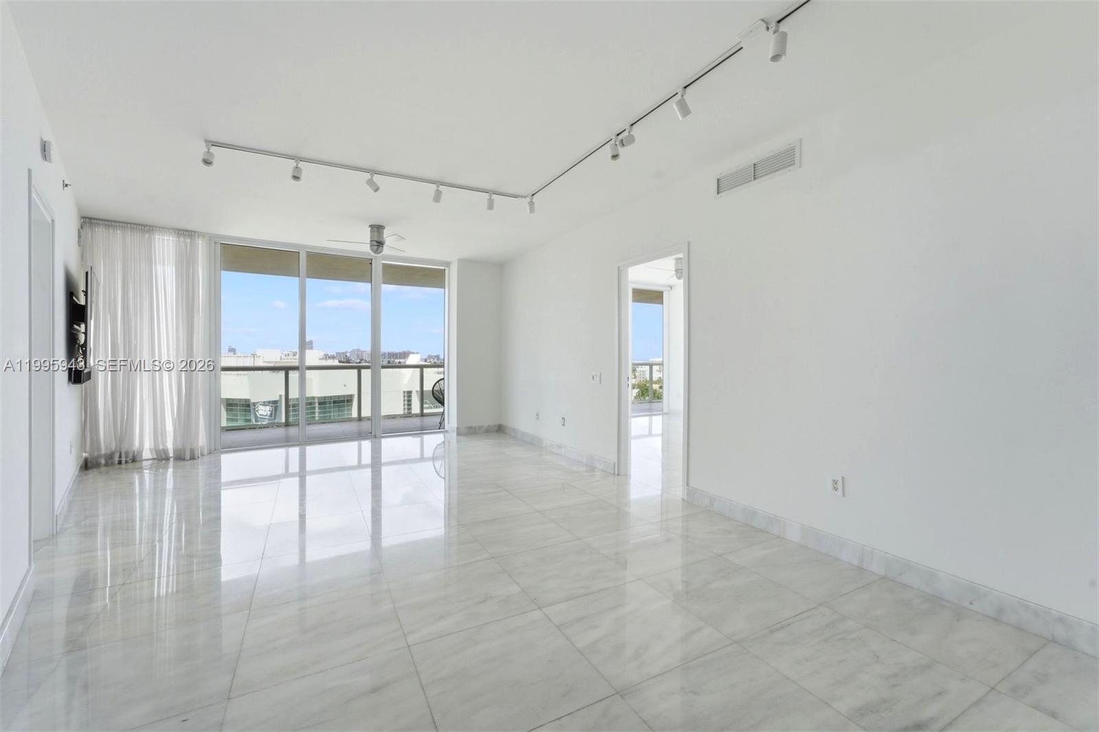 Photo of 450 Alton Rd  #910, Miami Beach, Florida, 33139 - 
