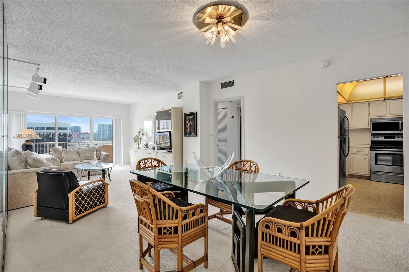 12A 1 / 2 870 sq. ft. $ 2026-04-06 0 Photo