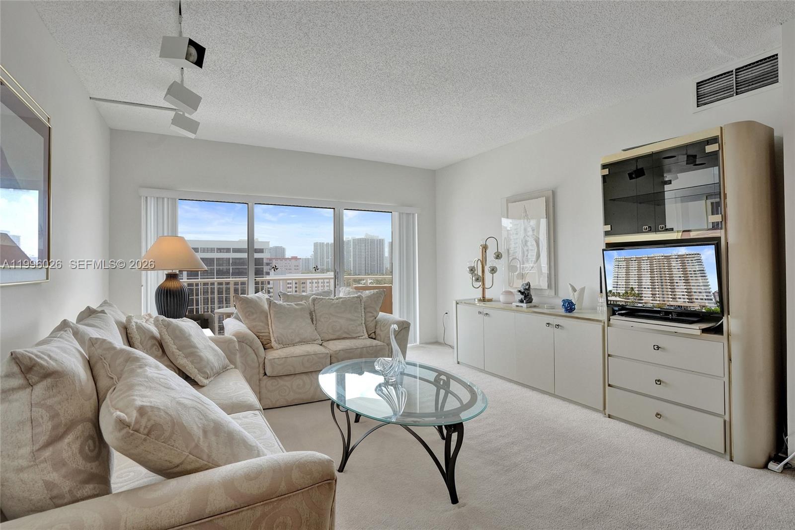 12A 1 / 2 870 sq. ft. $ 2026-04-06 0 Photo