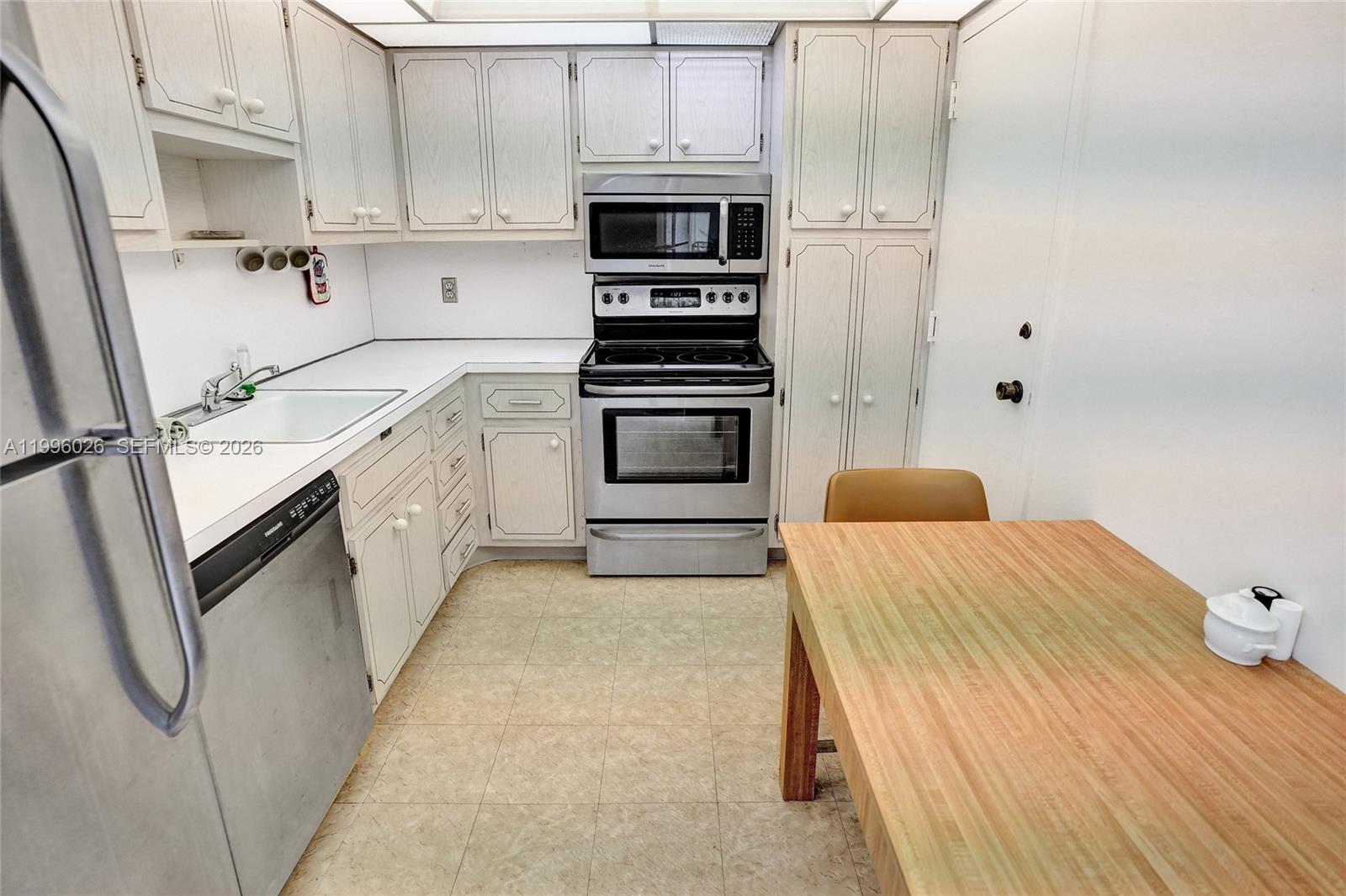 12A 1 / 2 870 sq. ft. $ 2026-04-06 0 Photo