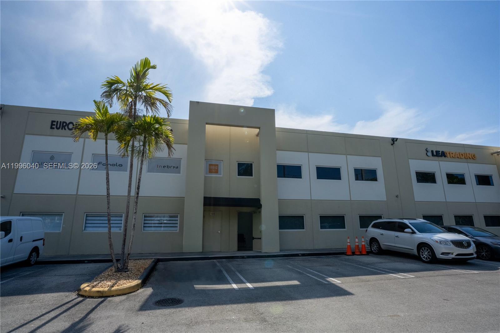 190  /   sq. ft. $ 2026-04-06 0 Photo