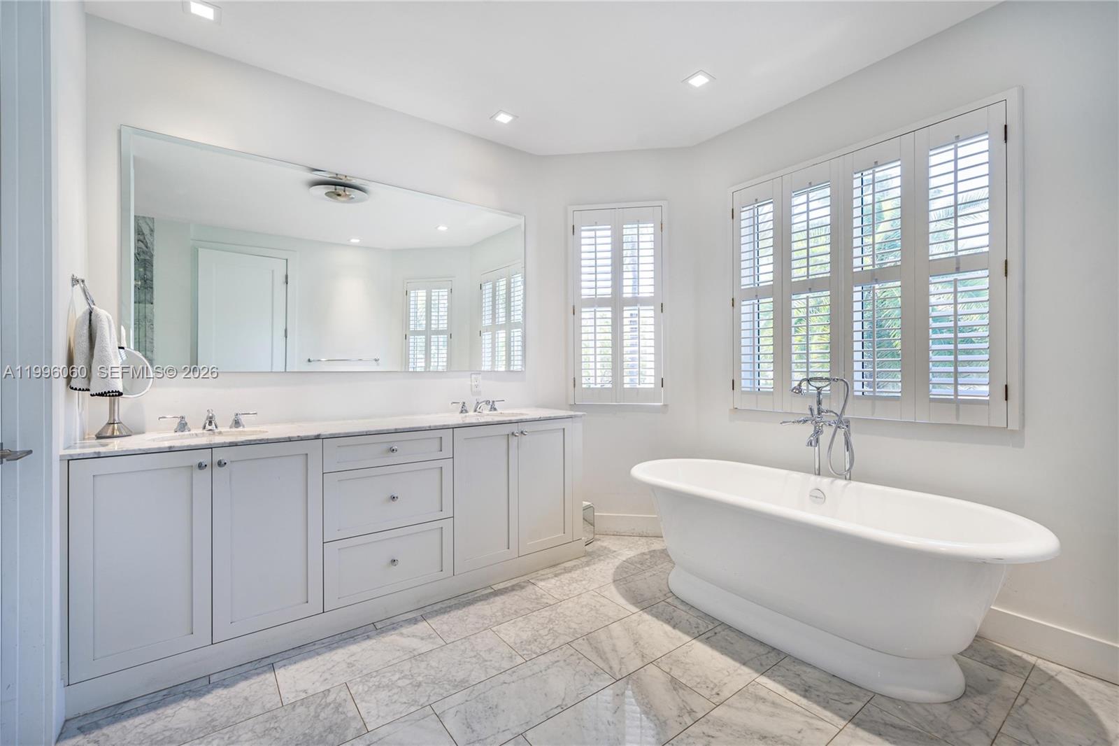 Photo of 3703 199th St (3703), Aventura, Florida, 33180 -