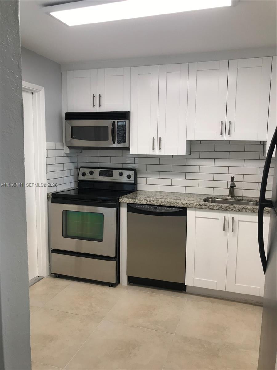 210 1 / 2 775 sq. ft. $ 2026-04-07 0 Photo