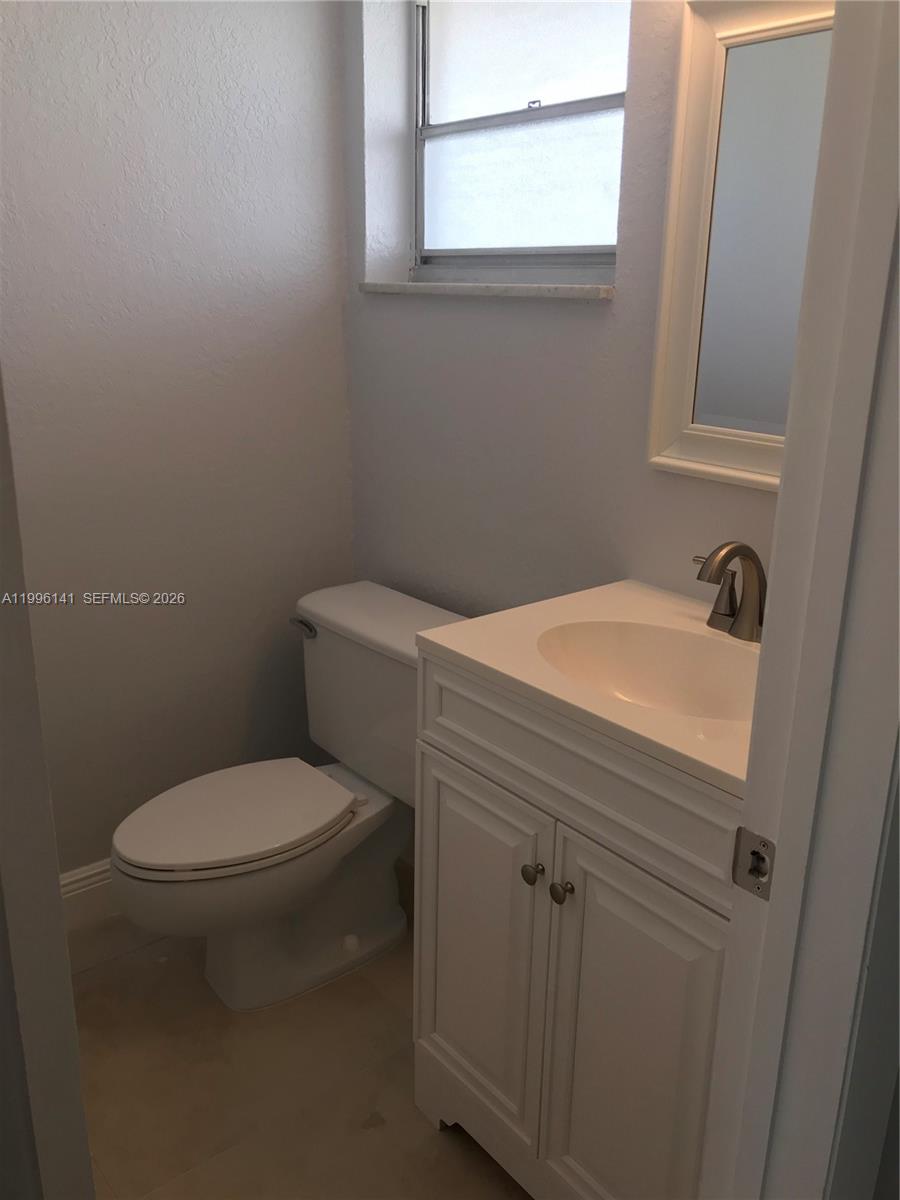 See details 210 1 / 2 775 sq. ft. $ 2026-04-07 0 Photo