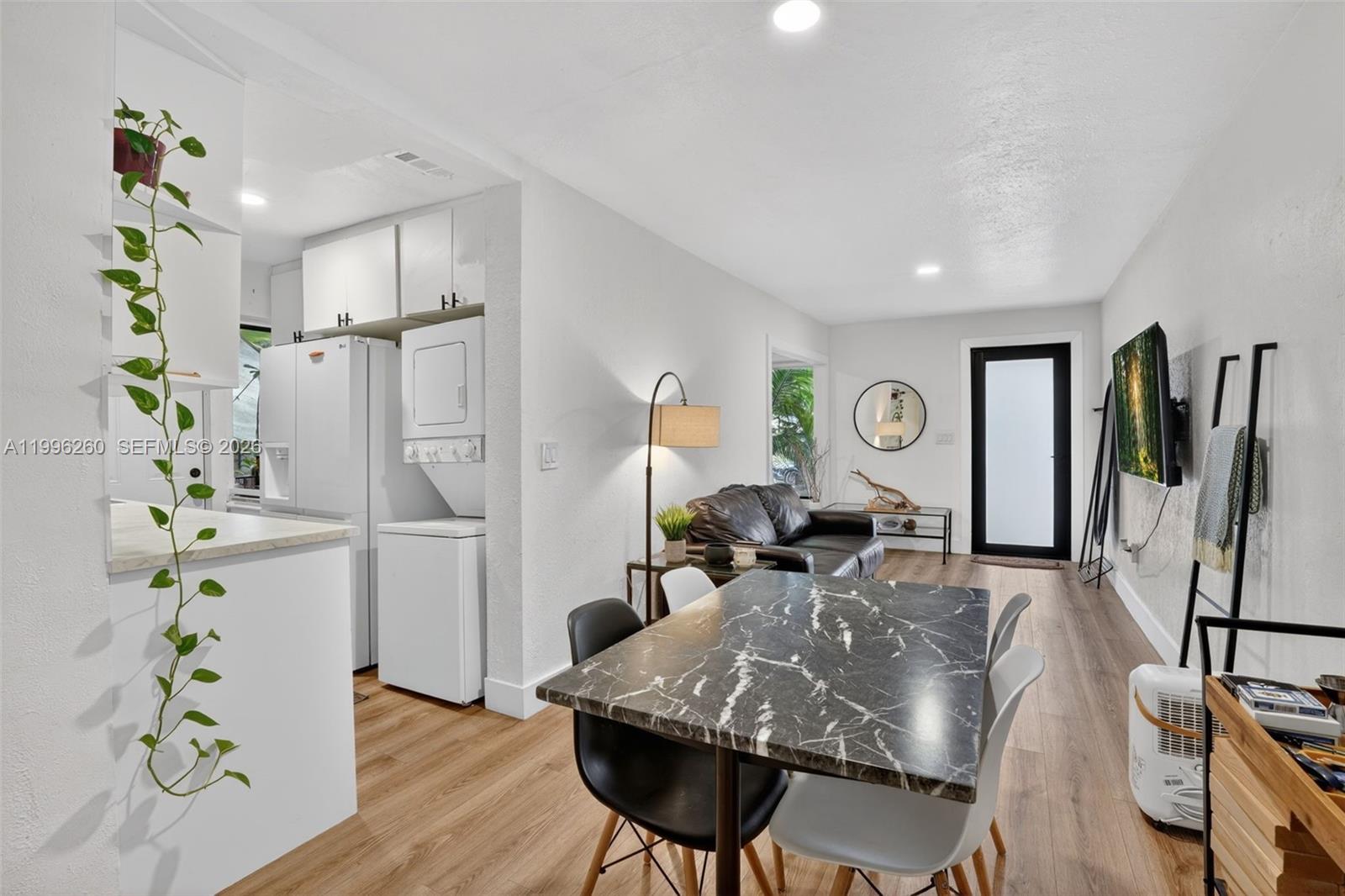   /  3081 sq. ft. $ 2026-04-07 0 Photo