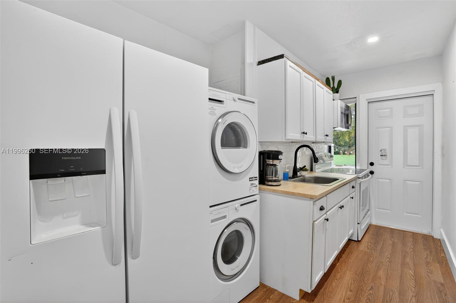   /  3081 sq. ft. $ 2026-04-07 0 Photo