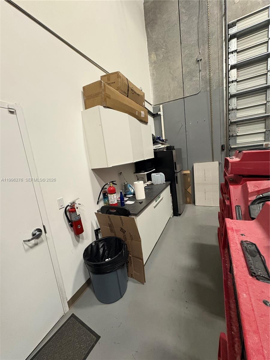 130  /   sq. ft. $ 2026-04-07 0 Photo