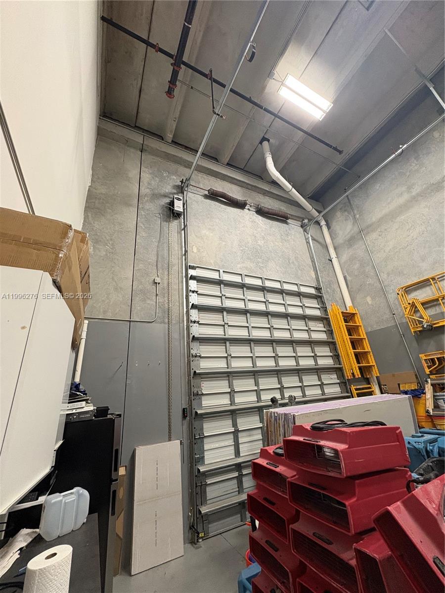 130  /   sq. ft. $ 2026-04-07 0 Photo