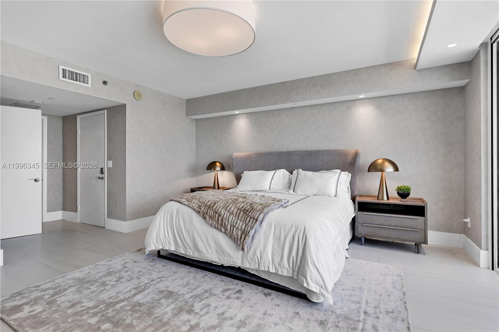 1501 3 / 3 2065 sq. ft. $ 2026-04-07 0 Photo