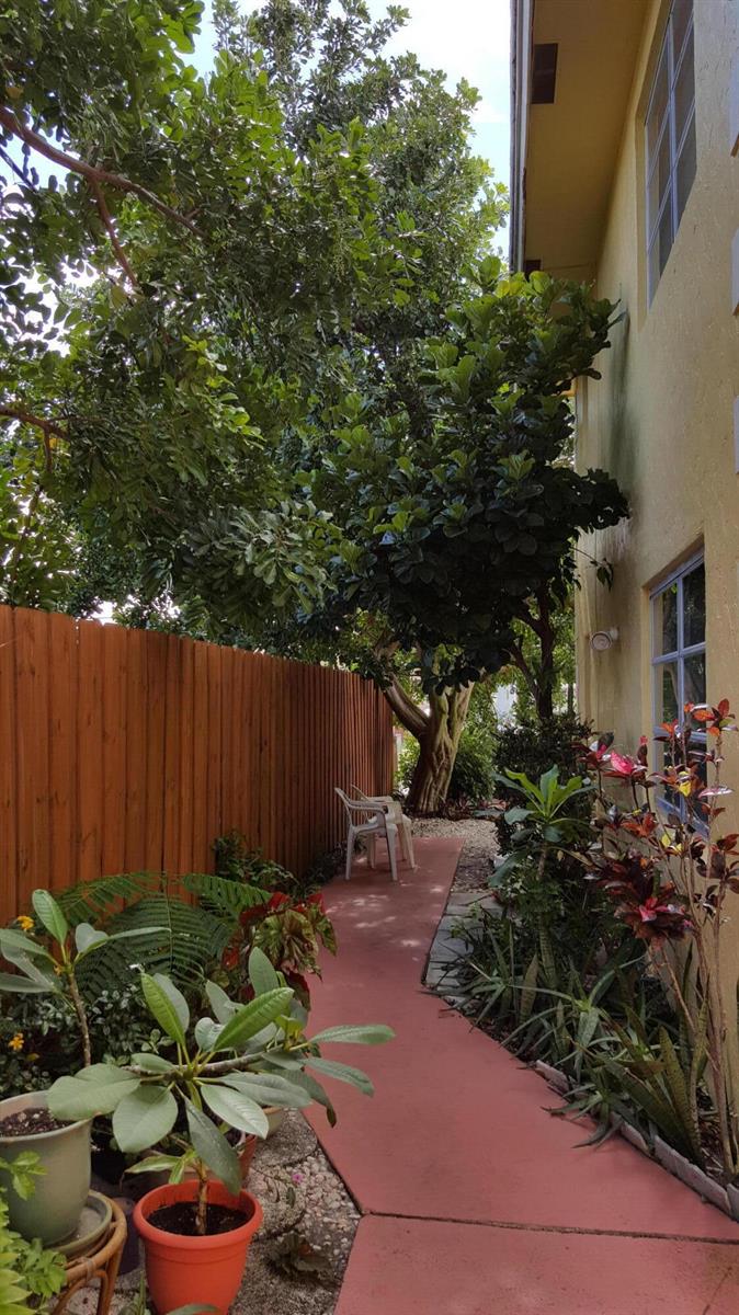 1-8  / 0  sq. ft. $ 2026-04-18 0 Photo