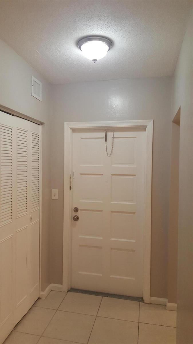 1-8  / 0  sq. ft. $ 2026-04-18 0 Photo