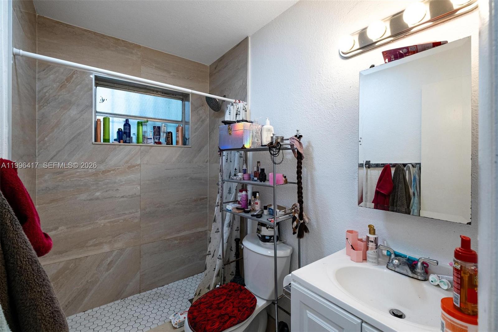   /  1959 sq. ft. $ 2026-04-07 0 Photo