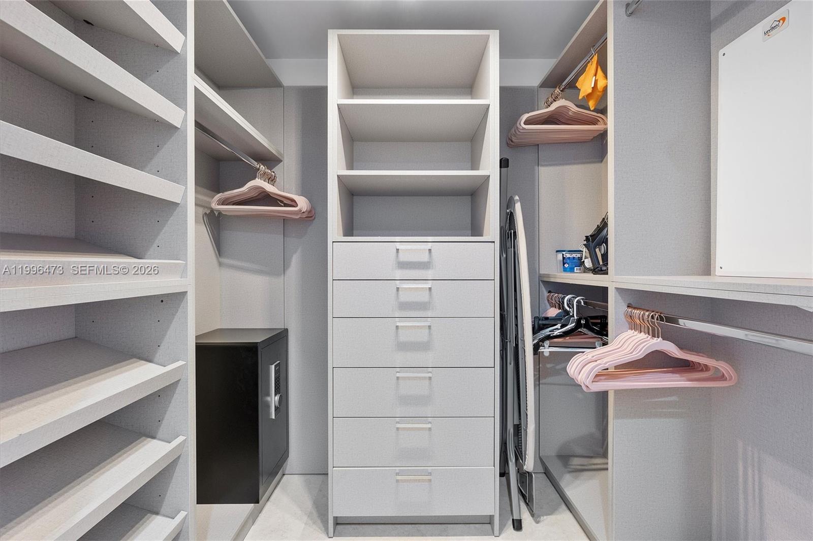 4503 3 / 3 1733 sq. ft. $ 2026-04-07 0 Photo
