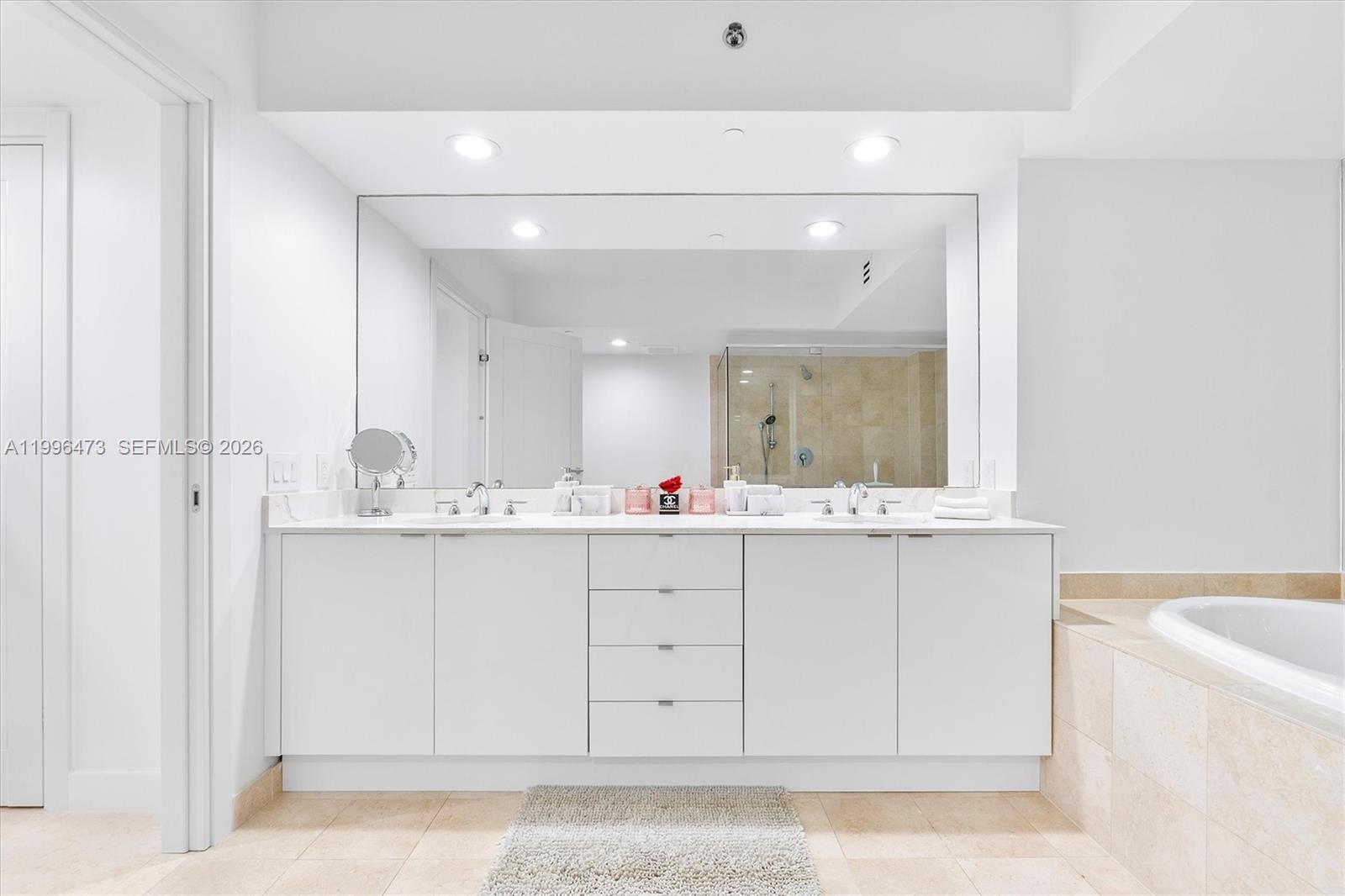 4503 3 / 3 1733 sq. ft. $ 2026-04-07 0 Photo