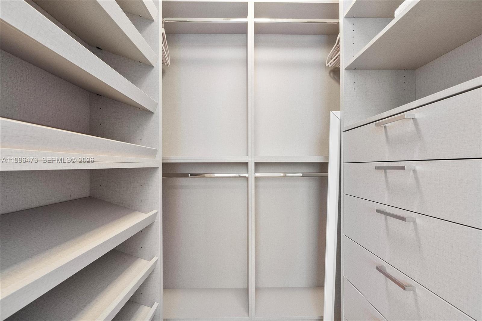 4503 3 / 3 1733 sq. ft. $ 2026-04-07 0 Photo