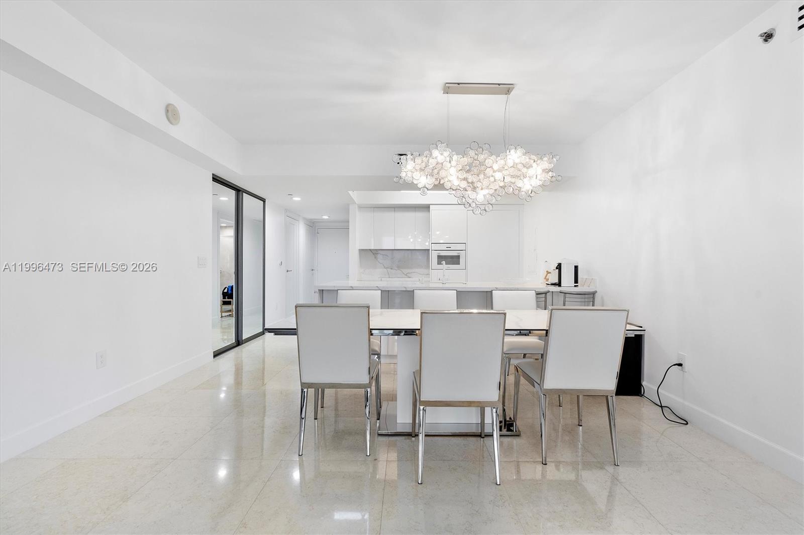 4503 3 / 3 1733 sq. ft. $ 2026-04-07 0 Photo