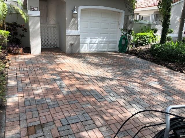 Photo of 951 Doveplum Ct  (951), Hollywood, Florida, 33019 - 
