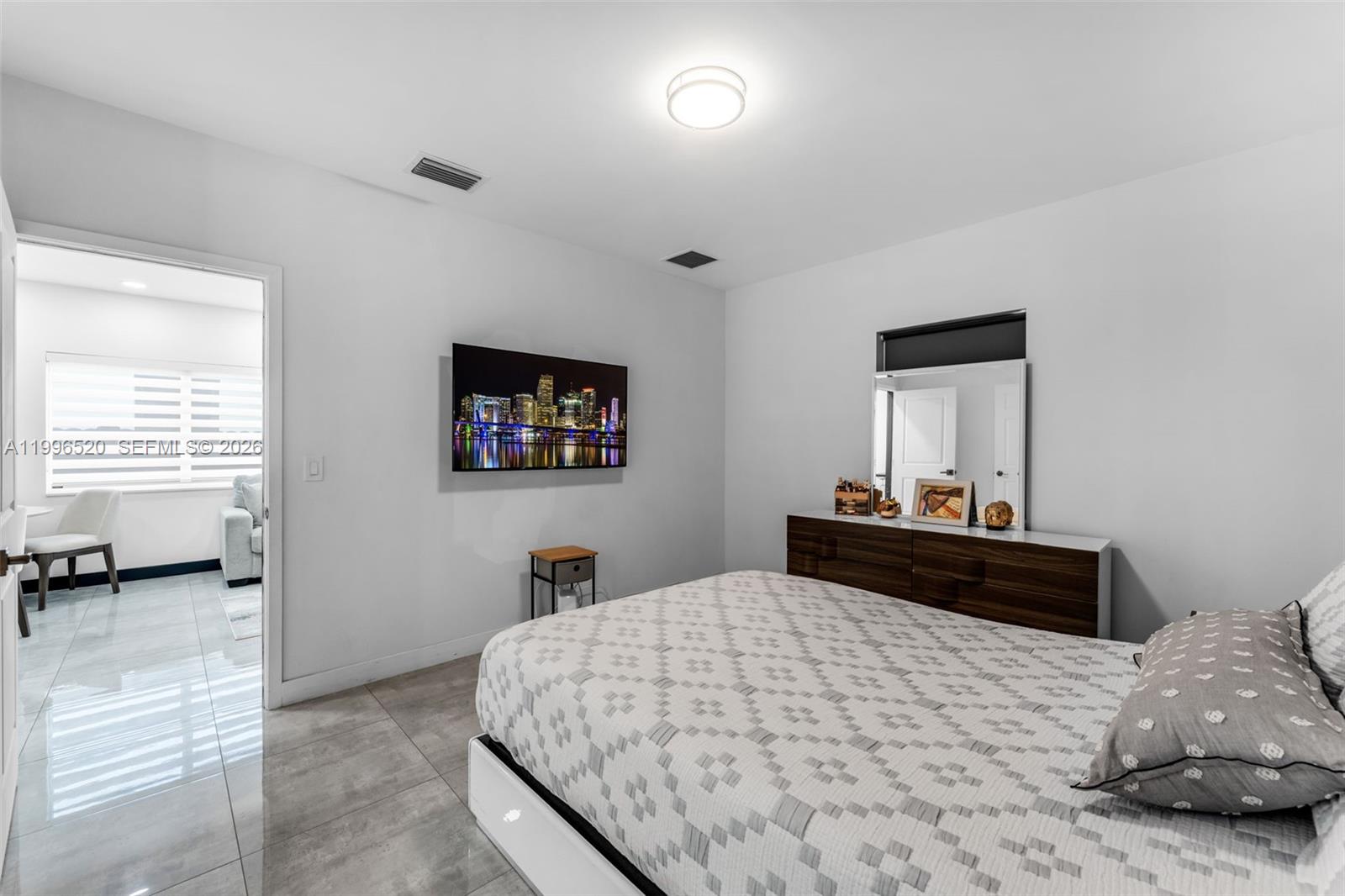 22811 3 / 3 1492 sq. ft. $ 2026-04-07 0 Photo