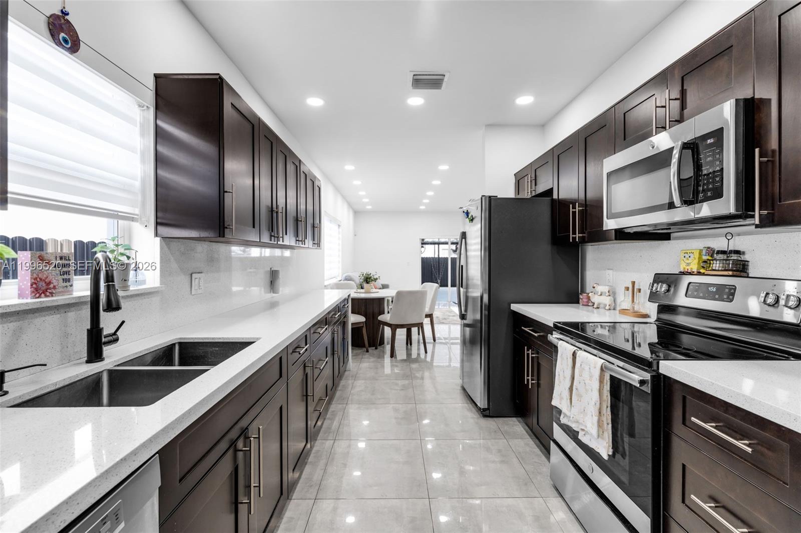 22811 3 / 3 1492 sq. ft. $ 2026-04-07 0 Photo