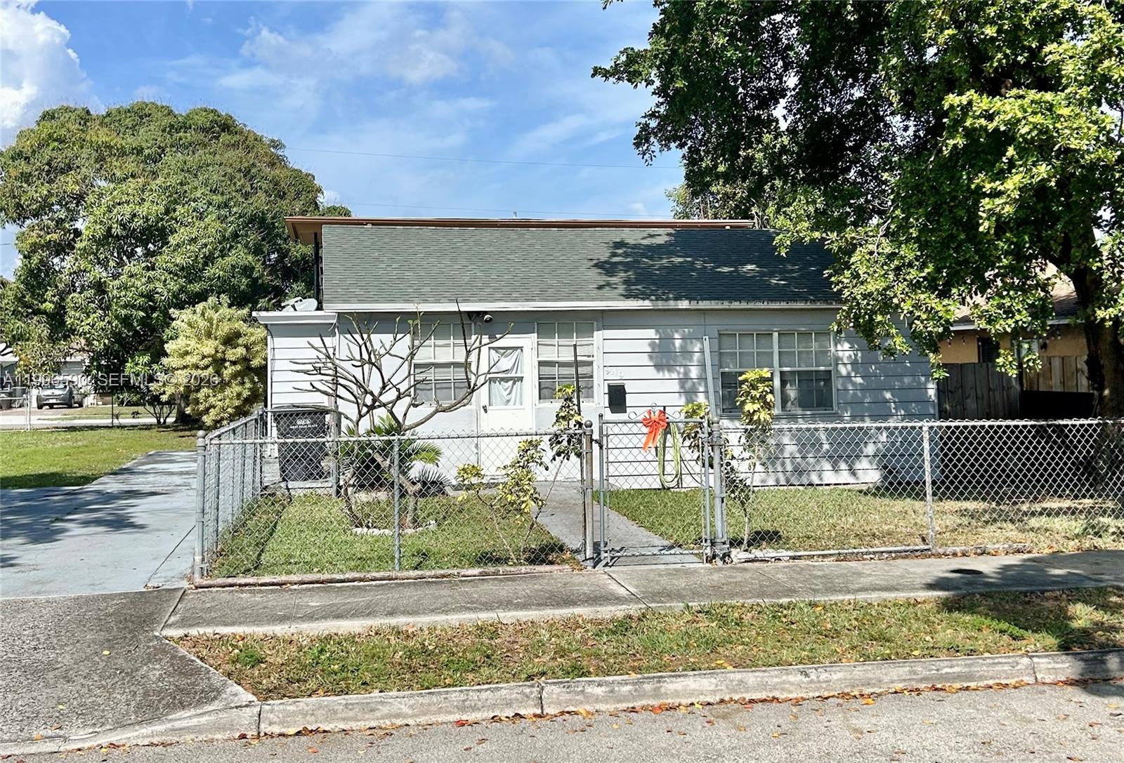   /  2418 sq. ft. $ 2026-04-07 0 Photo