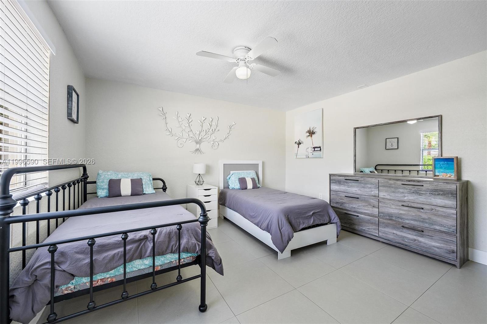   /  2418 sq. ft. $ 2026-04-07 0 Photo